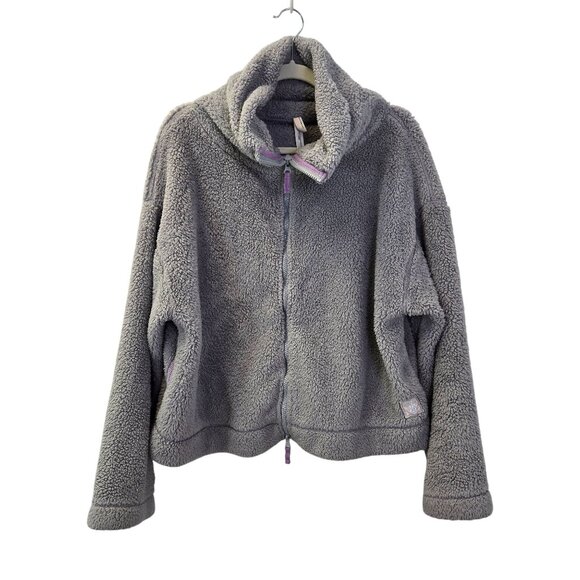 Free People Movement Oversized Faux Fur Cropped Full Zip Jacket Size Small - Picture 1 of 8